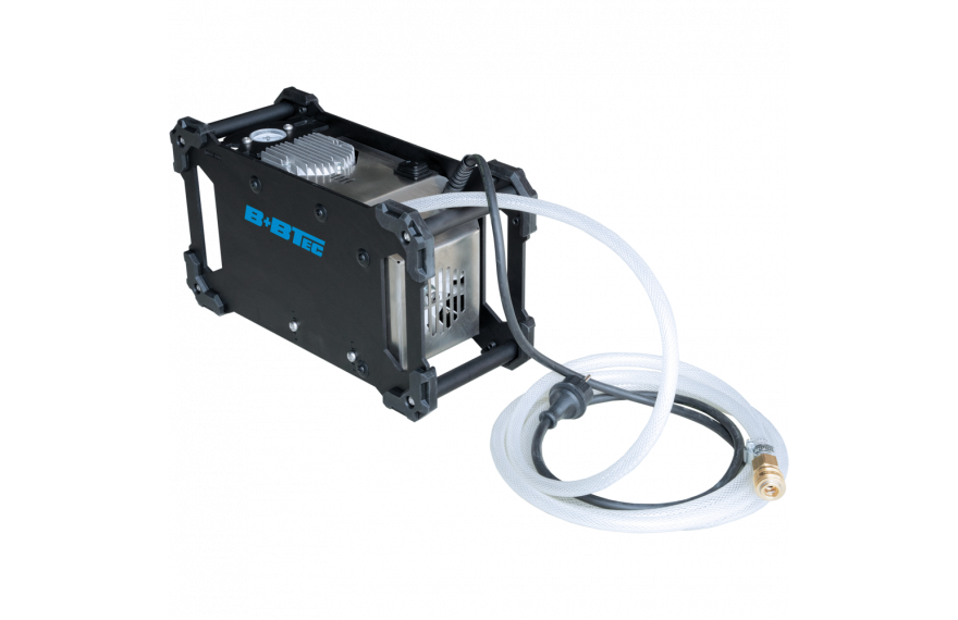 Optional - CENTRAL-VACUUM PUMP BOX in an isolated box with flex pipe