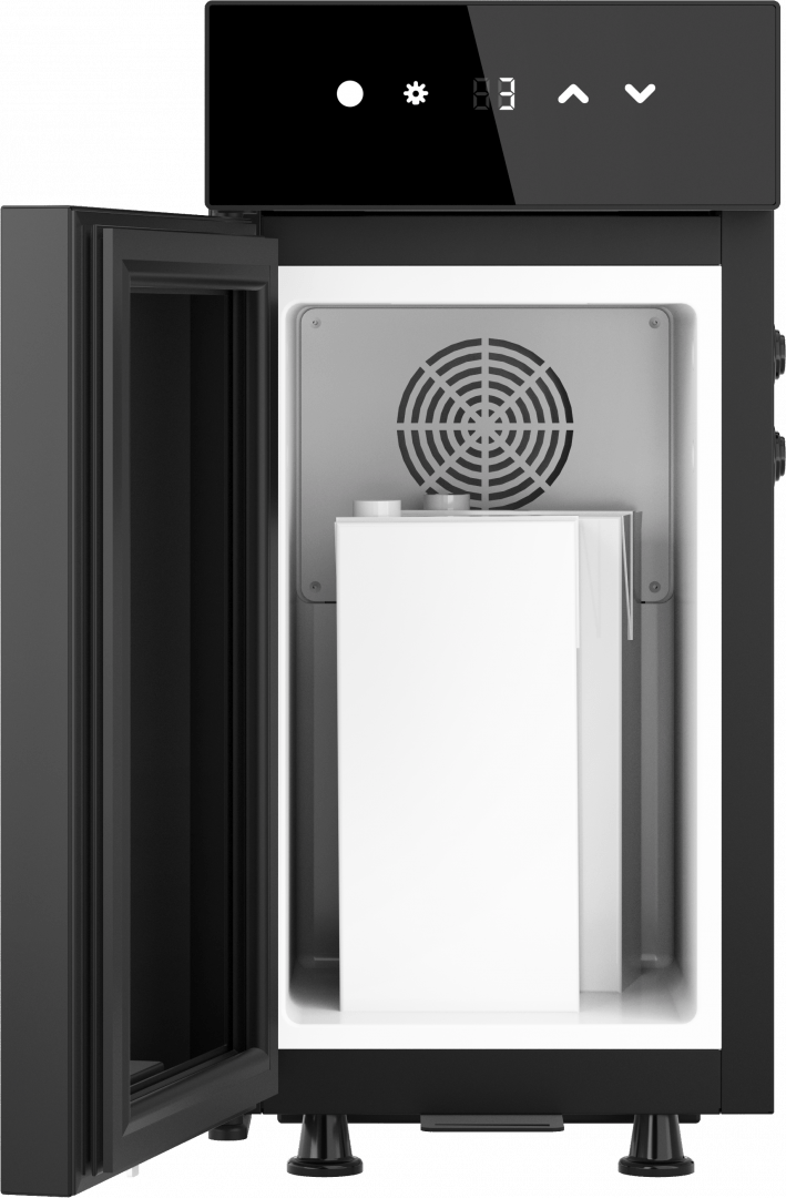 b8876bfbd127671417825fd0ad817c77aae5ea70 PHO ACC Sego L milk fridge open HD